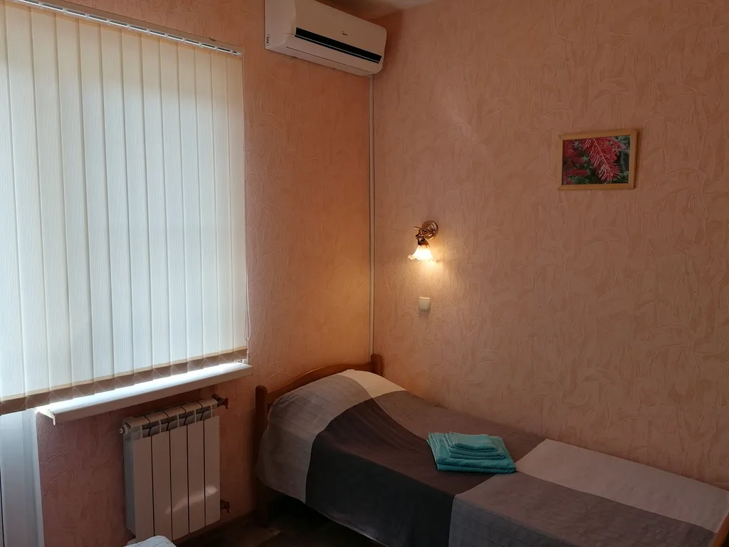 Квартира Трехместная комната с балконом — Лазаревское