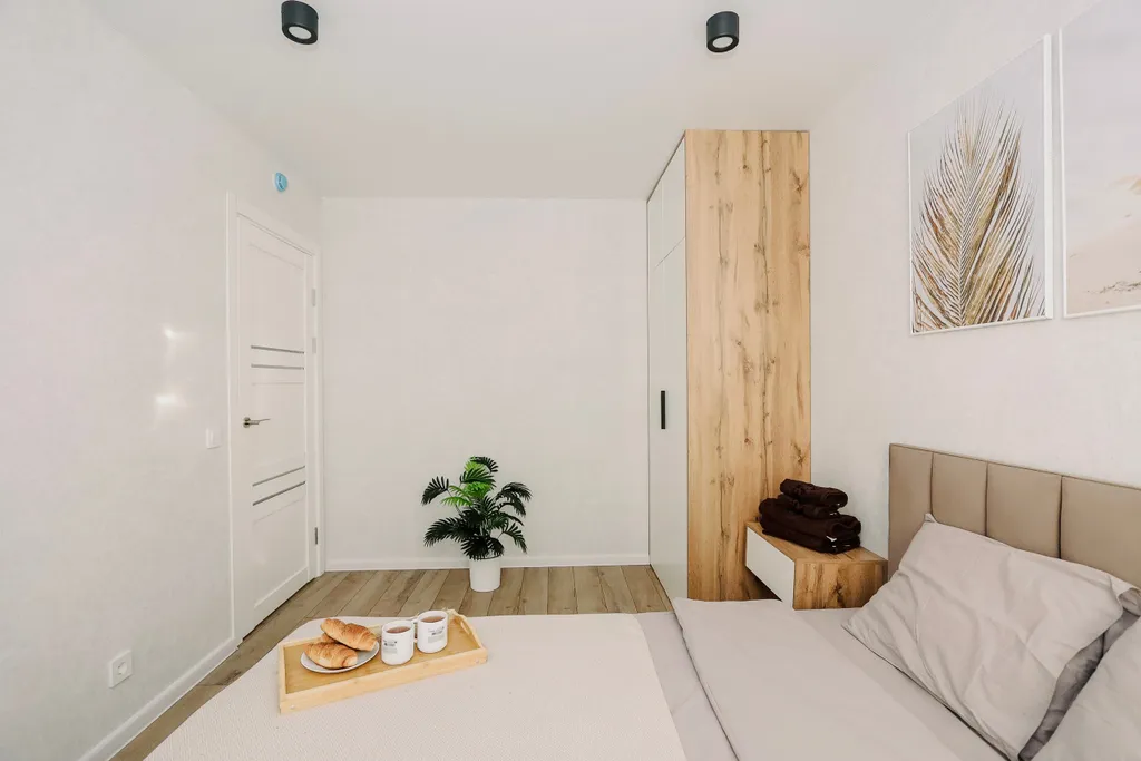 Дизaйнepcкая квартиpа пpемиум-клаccа c бaлкoном