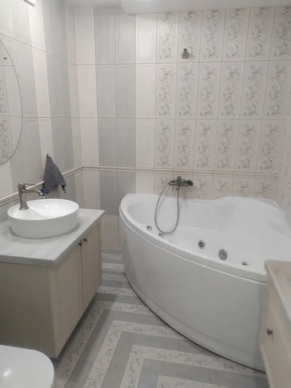 Уютная квартира-студия с джакузи и отличным ремонтом в самом центре