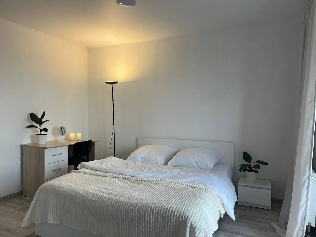 Уютная, светлая квартира-студия с красивым видом в новом доме