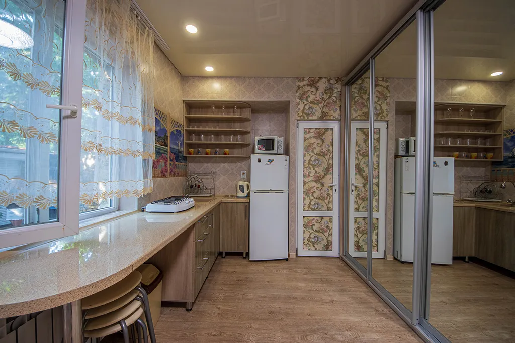 Уютный дом 2 этажа в центре Феодосии