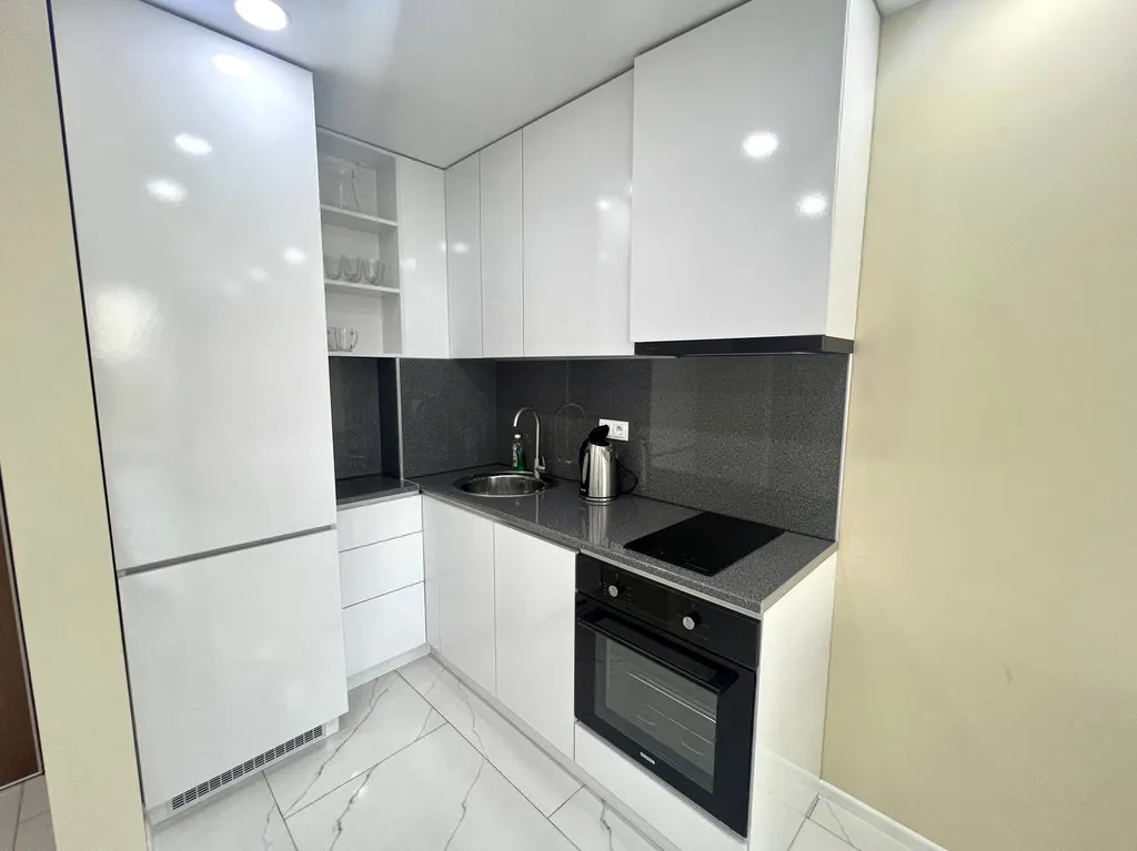 Двухкомнатные апартаменты с видом на море и парк, Batumi View