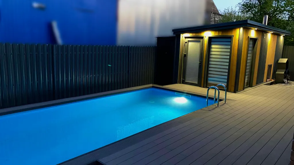 Уникальный дом с бассейном и баней