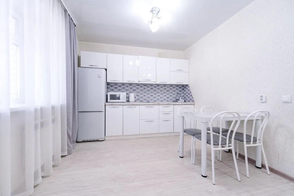 Чистая уютная студия в центре, заселение до 23-00