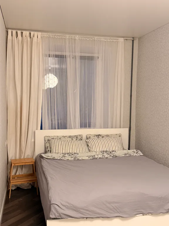 Уютная квартира-студия с отдельной спальней в самом центре города