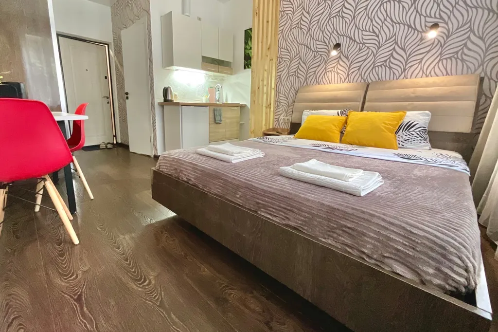 Благоустроенная студия в центре города