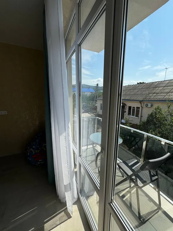 Уютный номер с видом на горы