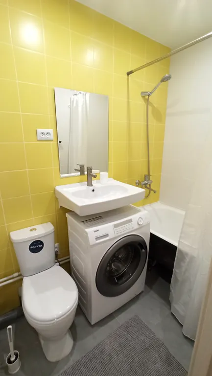 Светлая уютная студия для семейной пары около ЖД Вокзала