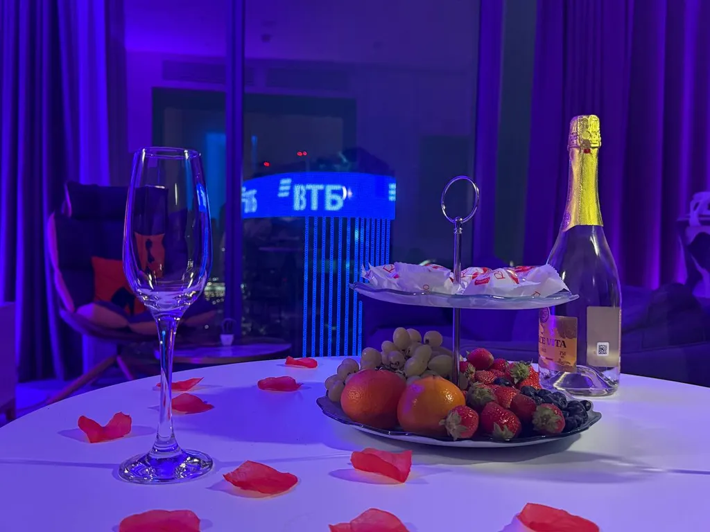 Апартамент на 80 этаже выше облаков