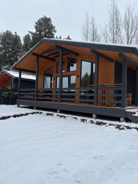 Коттедж Комфортный коттедж с сауной и купелью — Бугры