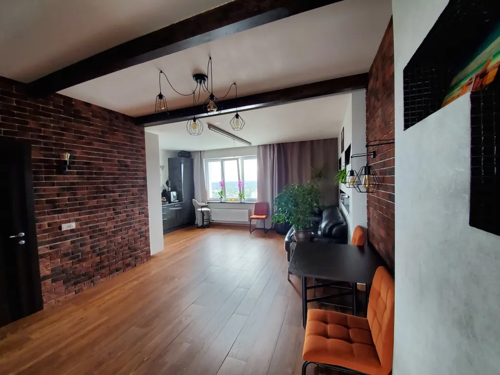 Видовые апартаменты в стиле лофт с умным домом