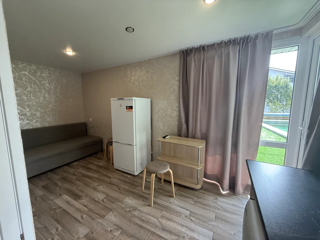 Коттедж Дом с бассейном — Витязево