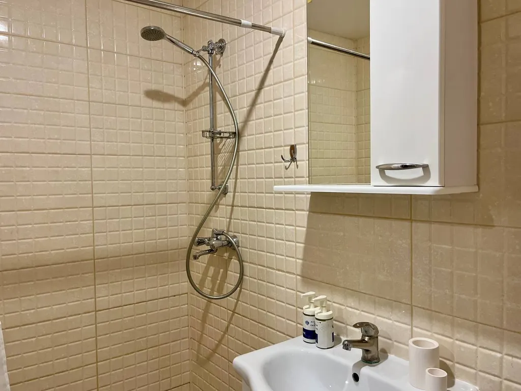 Люкс с балконом с видом на озеро двухкомнатный