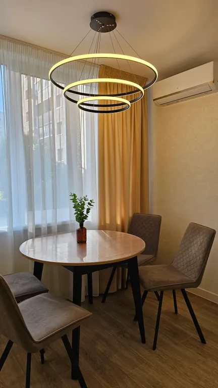 Комфортная 2-комнатная квартира в центре