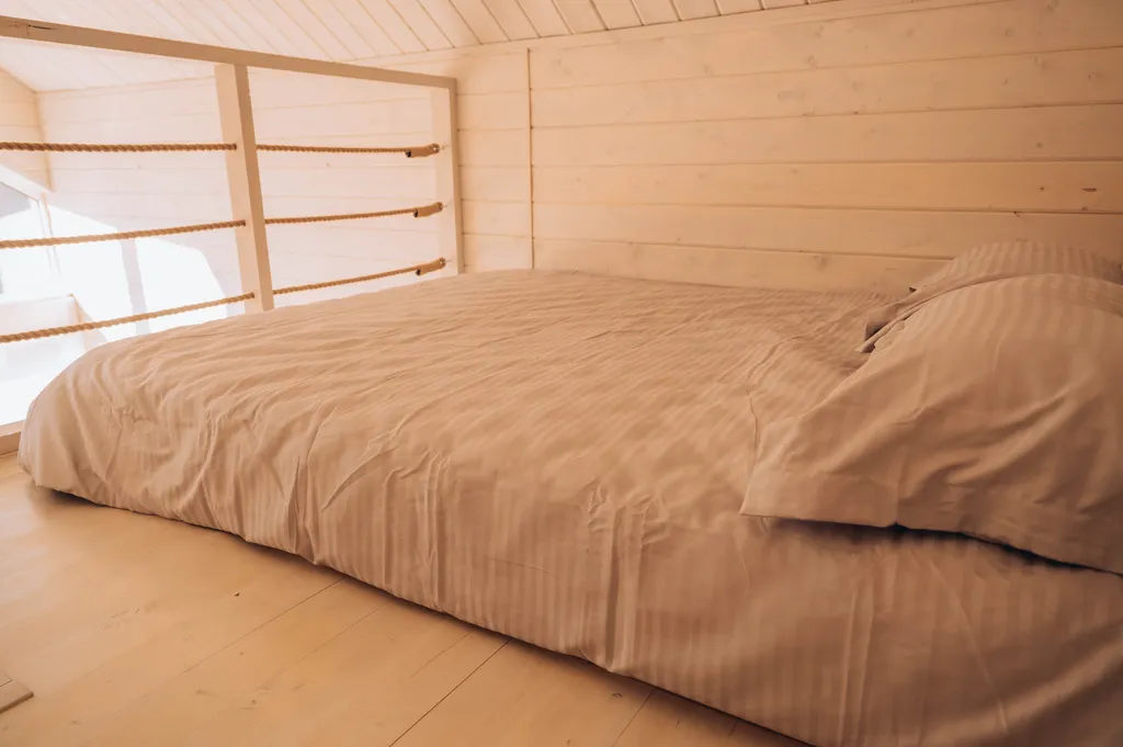 Гостевой домик с панорамными окнами