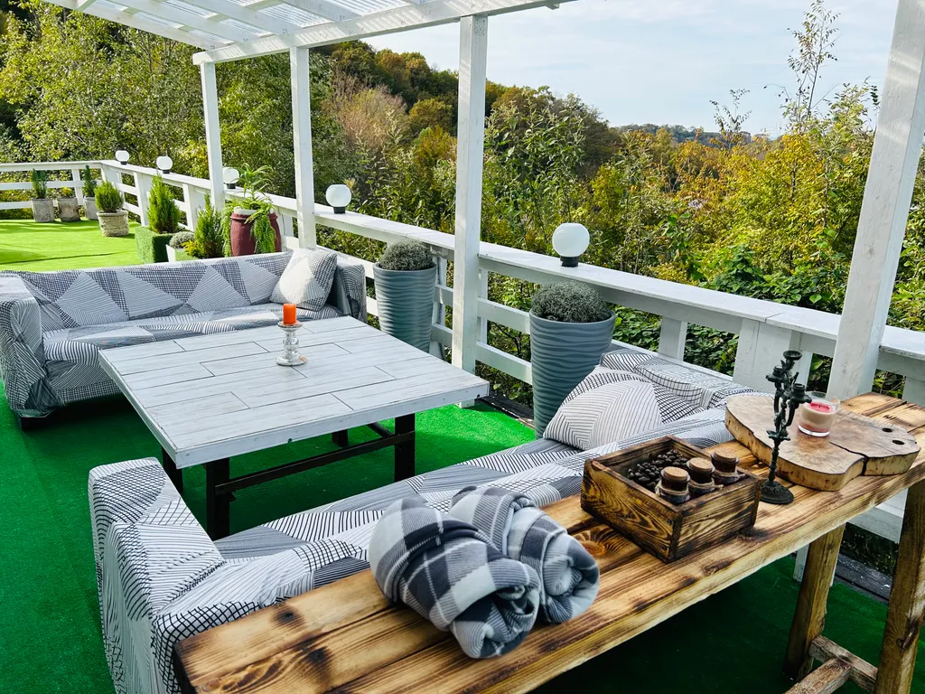 Коттедж Дом в Сочи с большой террасой и шикарным видом — Раздольное