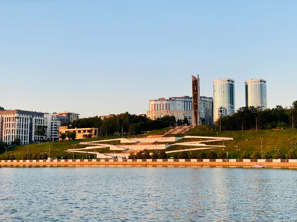 Премиум Республика на центральной площади