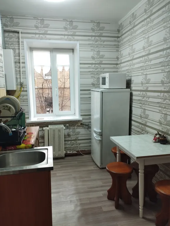 Двухкомнатная квартира в тихом районе