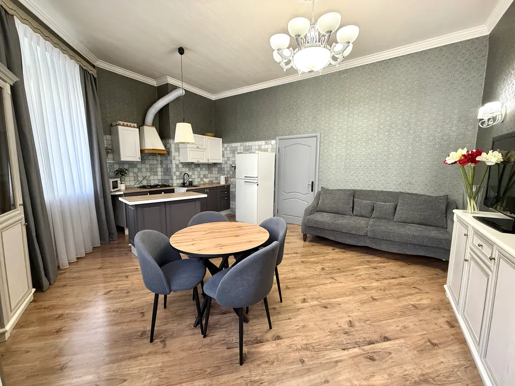 3-комнатная квартира в центре