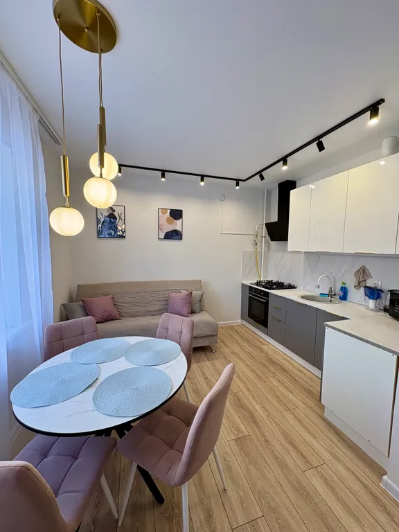 Двухкомнатная квартира рядом с аквапарком и ТЦ до 6 гостей