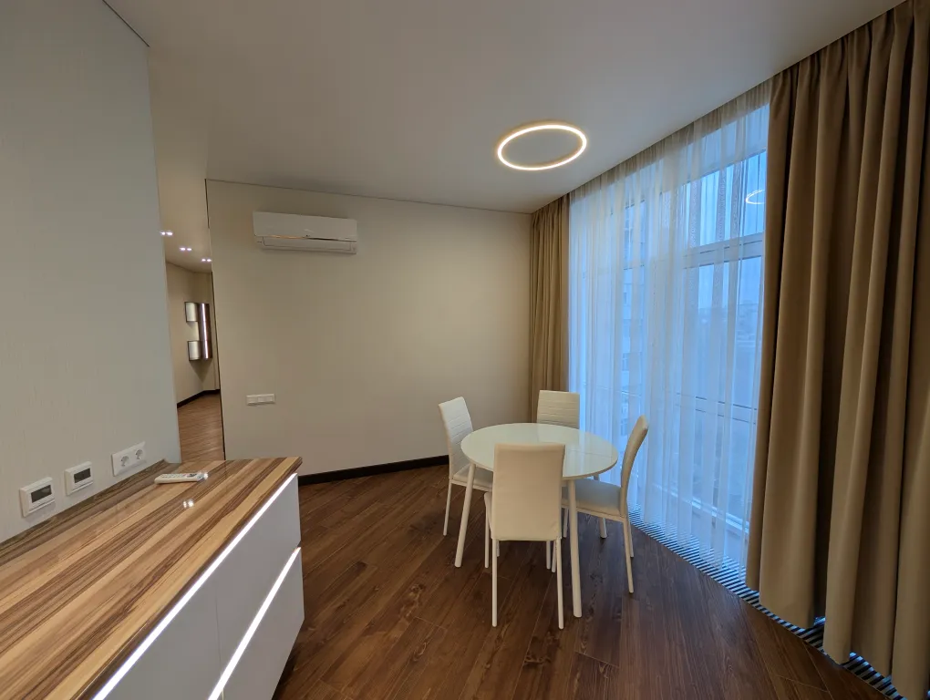 Новый апартамент 129м2 с лучшим видом на центр Севастополя