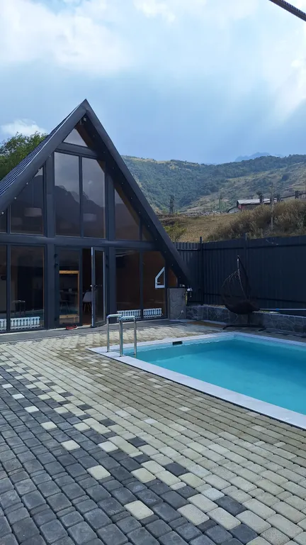 Коттедж Комфортабельный дом в тихом, уютном месте на въезде в Фиагдон — аренда посуточно в Барзикау