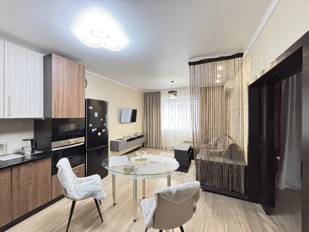 Уютная стильная квартира на новой набережной с видом на Волгу