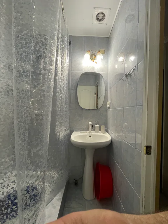 Уютная двухместная комната Победы 340 (море через дорогу)