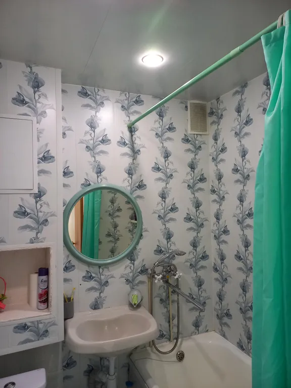 Квартира Уютная, теплая квартира в центре посёлка — Новоуральск