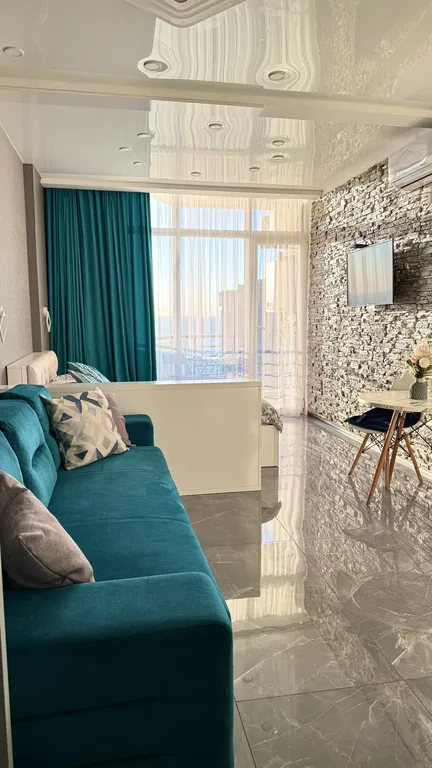 Квартира-студия у самого моря для наслаждения видом и комфортом