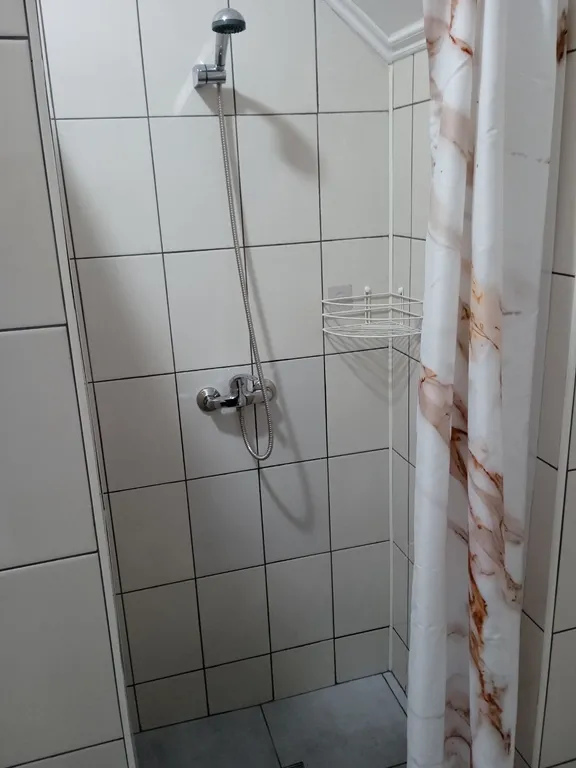 Квартира Квартира Уютный номер с комфортным односпальными кроватями — Кущёвская