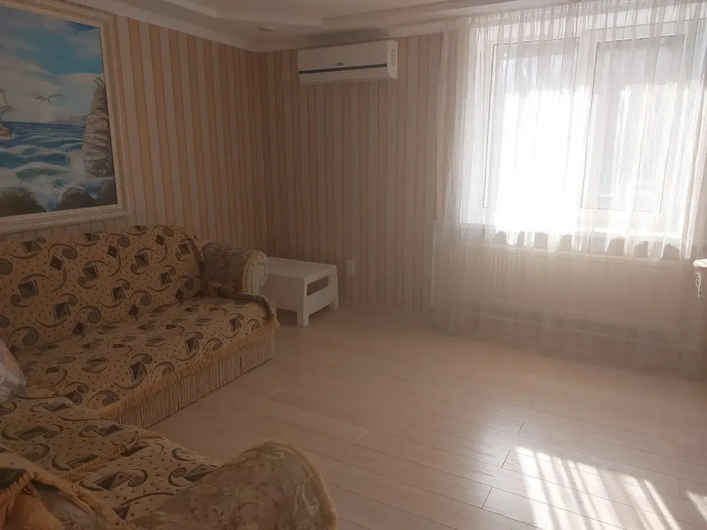 Дом со своим тёплым бассейном