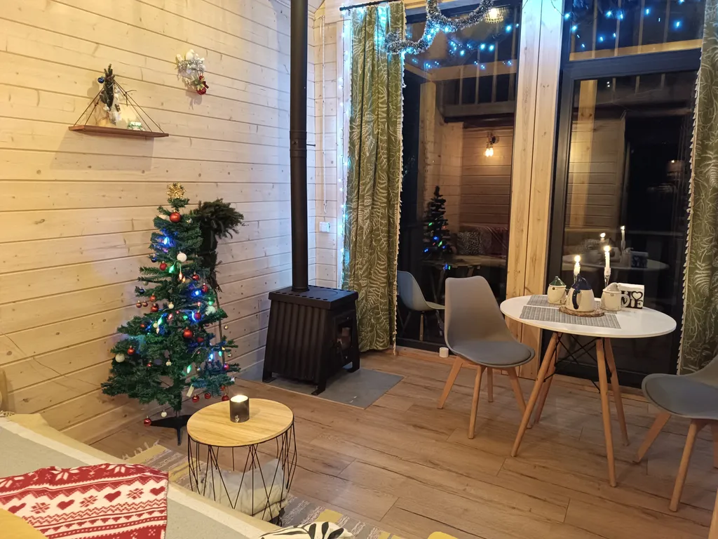 Коттедж Уютный дом в лесу — Орехово