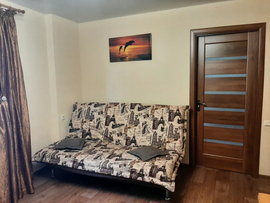 Коттедж Трёх комнатный дом до моря 5 минут пешком — Евпатория