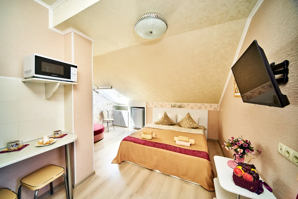 Квартира Комната Идиллия с видовым балконом из холла — Севастополь