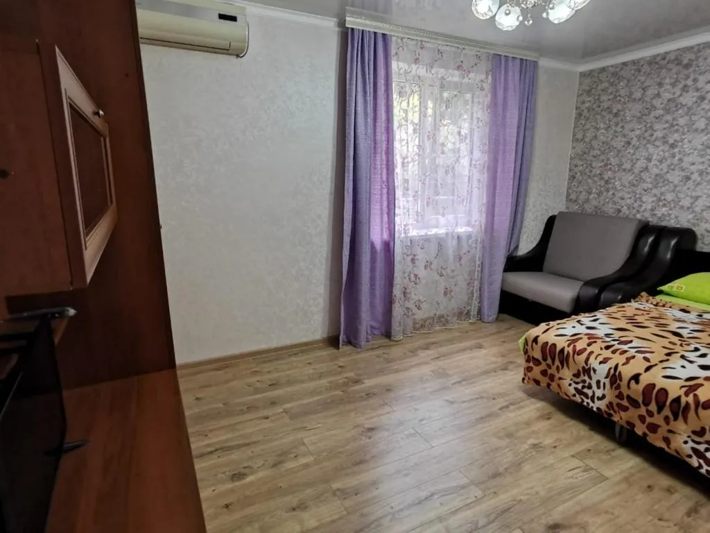 Коттедж 2-комнатный Дом — аренда посуточно в Архипо-Осиповка