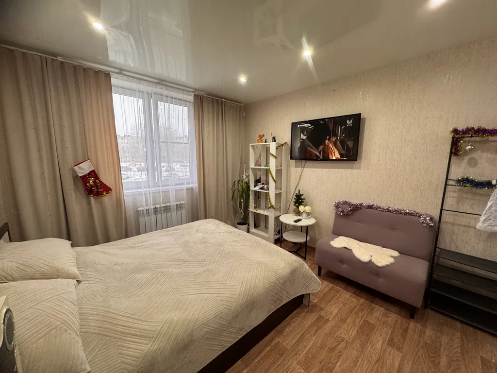 Студия в новостройке на берегу реки