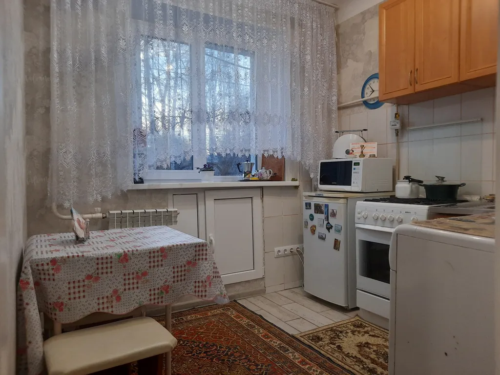 Классная современная квартира в советском ретро стиле