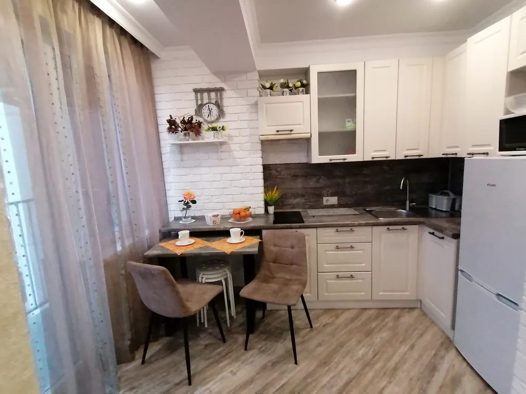 Уютная евродвушка Каравелла Португалии с бассейном на берегу моря