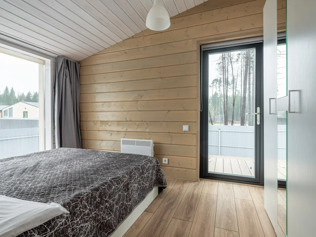 Семейный дом с камином