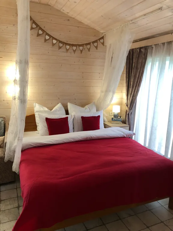 Дом в эко стиле Прованс для ценителей уюта и уединения