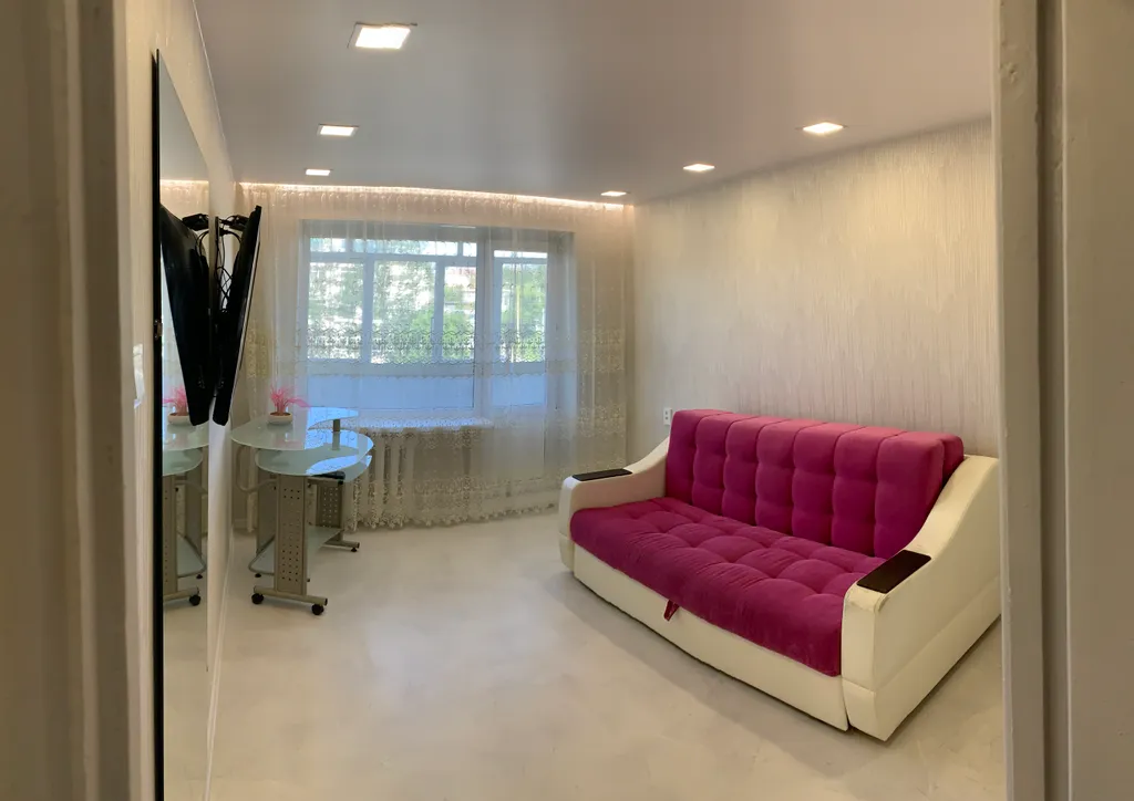 Двухкомнатная квартира на красной линии