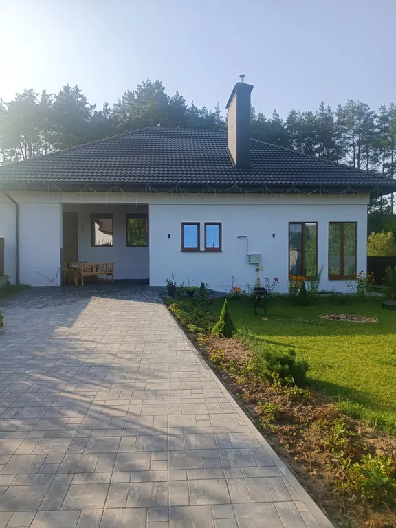 Новый уютный коттедж в черте города