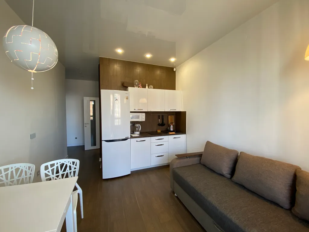 Апартамент люкс класса с панорамой на город