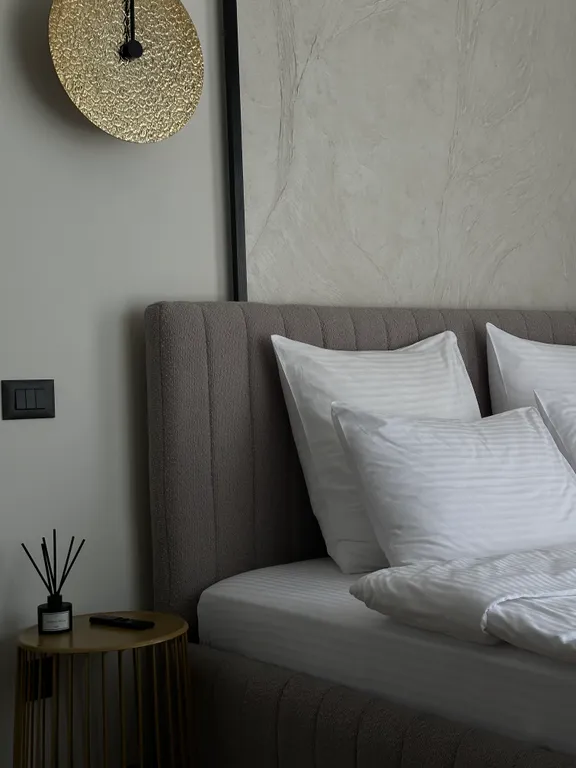 Апартаменты люкс с личной террасой и выходом к бассейну