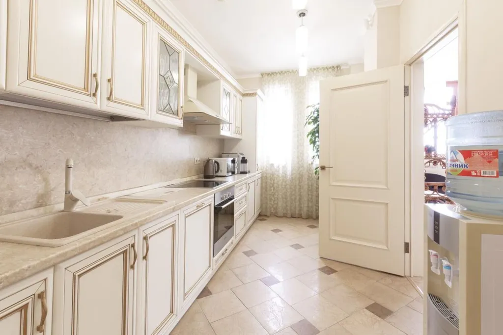 4-комнатная Квартира