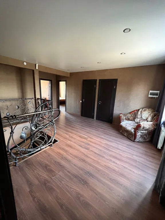 Коттедж Каренина с бассейном