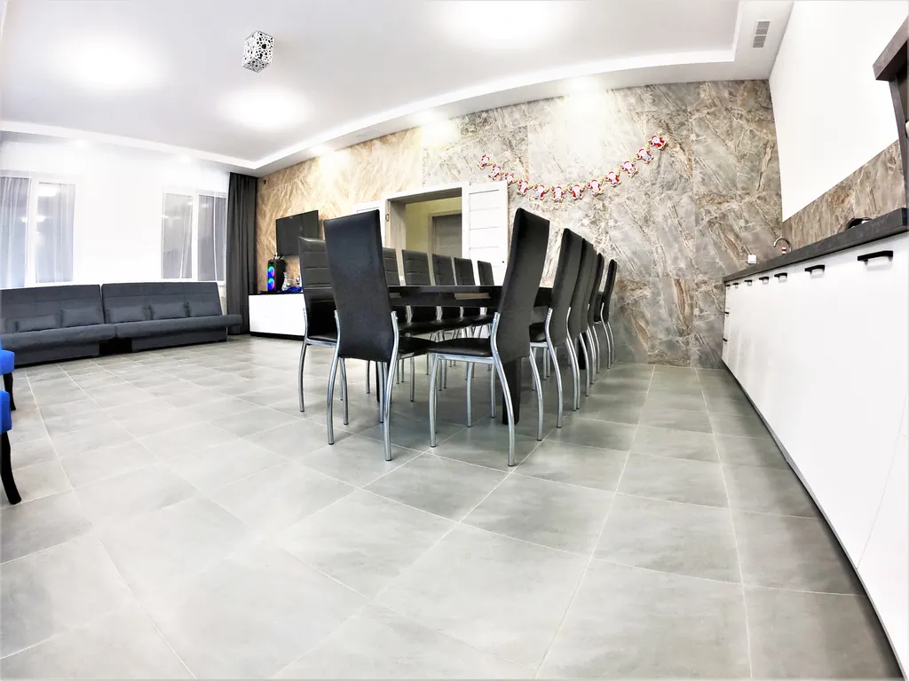 5-комнатный Дом