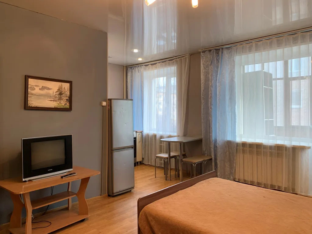 Квартира Квартира Студия с видом на оживленную улицу — Красноярск