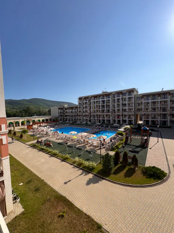 Студия с видом на бассейны